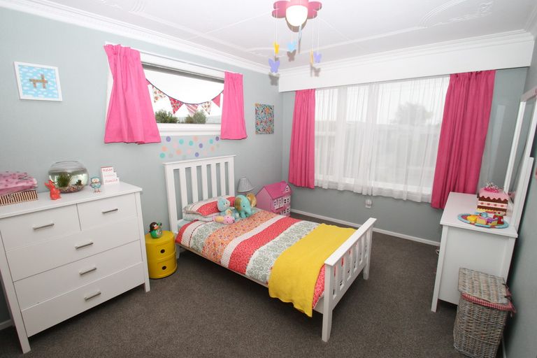 Photo of property in 12 Esk Place, Mosgiel, 9024