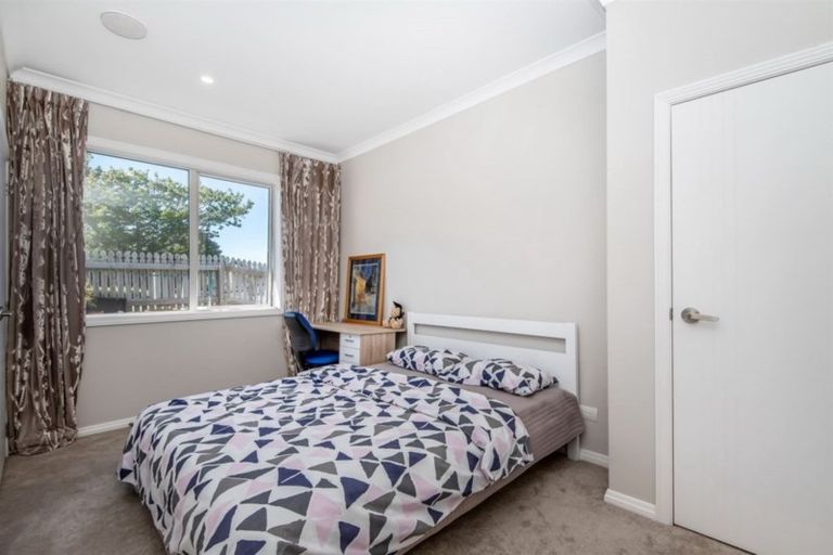 Photo of property in 21a Kenmure Avenue, Forrest Hill, Auckland, 0620