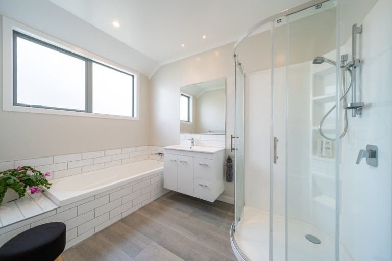 Photo of property in 21 Red Deer Place, Te Anau, 9600