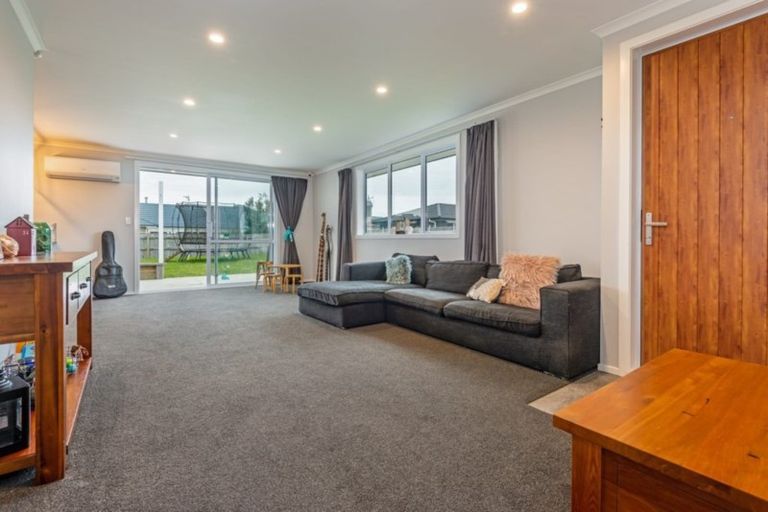 Photo of property in 7 Story Street, Foxton Beach, Foxton, 4815