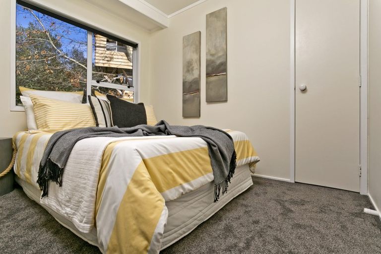 Photo of property in 2/61 Langana Avenue, Browns Bay, Auckland, 0630