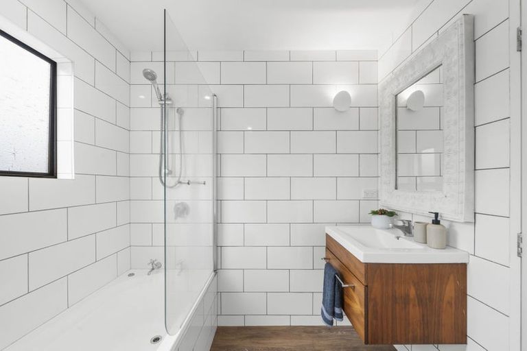 Photo of property in 2/91 Nayland Street, Sumner, Christchurch, 8081