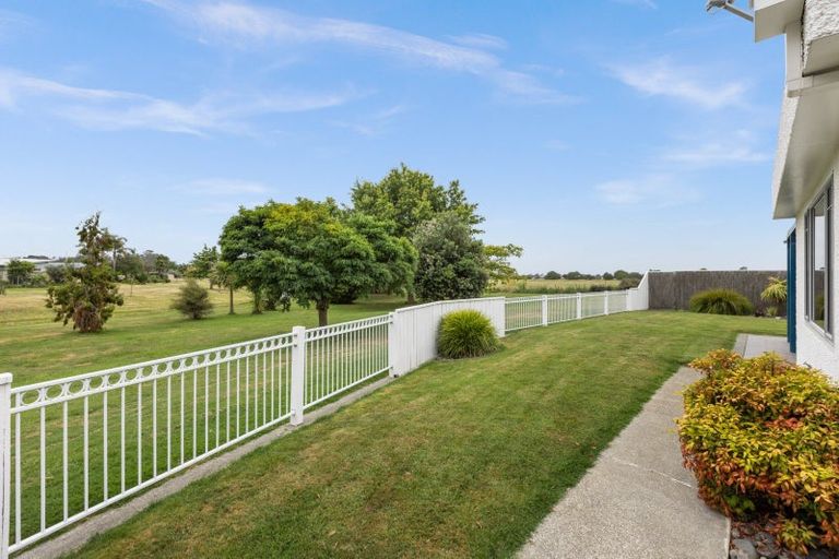 Photo of property in 16 Jacaranda Place, Greenmeadows, Napier, 4112