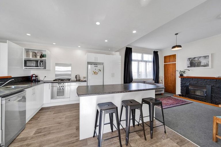 Photo of property in 34 David Street, Westown, New Plymouth, 4310