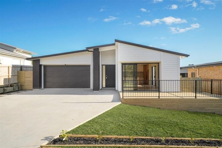 Photo of property in 116 Parkview Drive, Gulf Harbour, Whangaparaoa, 0930