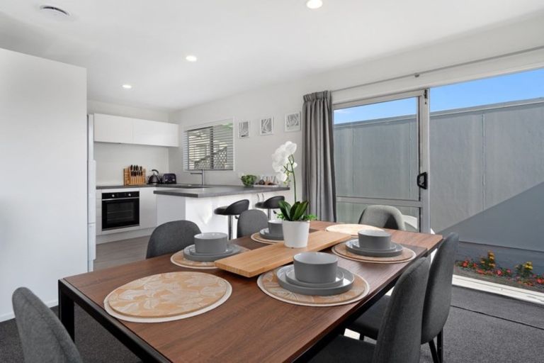 Photo of property in 36a Kaitemako Road, Welcome Bay, Tauranga, 3112