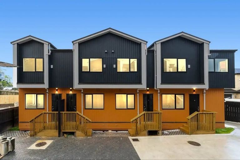 Photo of property in 8/46 Jillian Drive, Ranui, Auckland, 0612