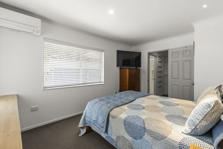 Photo of property in 115b Oceanview Road, Mount Maunganui, 3116