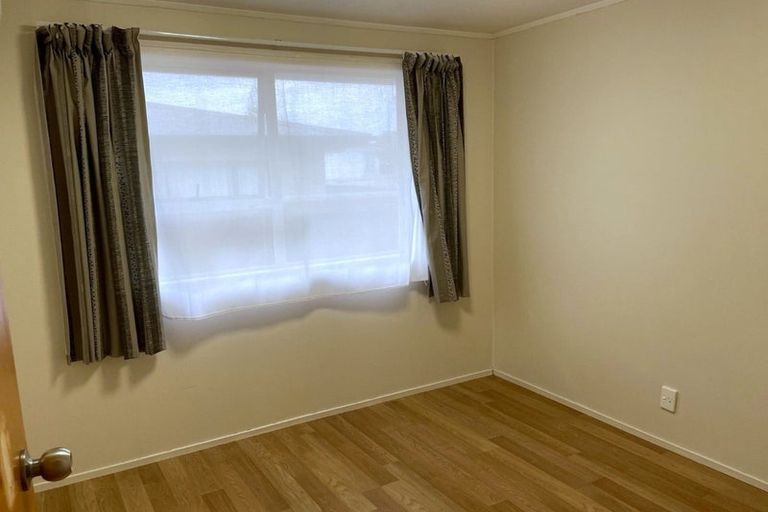 Photo of property in 5 Damson Place, Bucklands Beach, Auckland, 2012