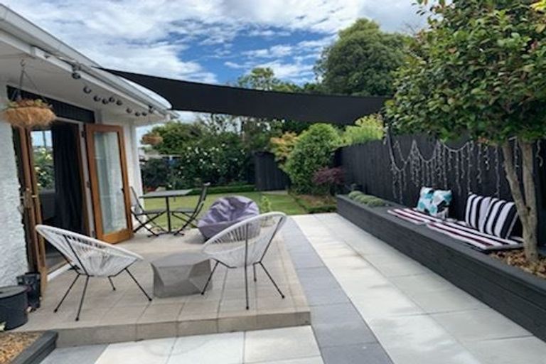 Photo of property in 5b Karaka Place, Somerfield, Christchurch, 8024