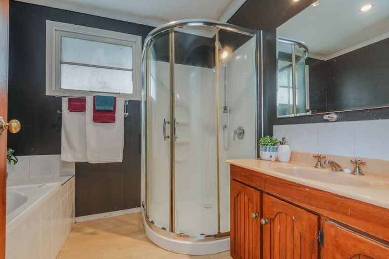 Photo of property in 16 Seaforth Avenue, Milson, Palmerston North, 4414