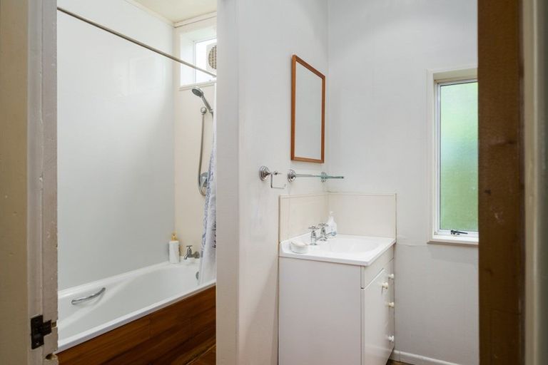 Photo of property in 17 Mangapapa Road, Mangapapa, Gisborne, 4010