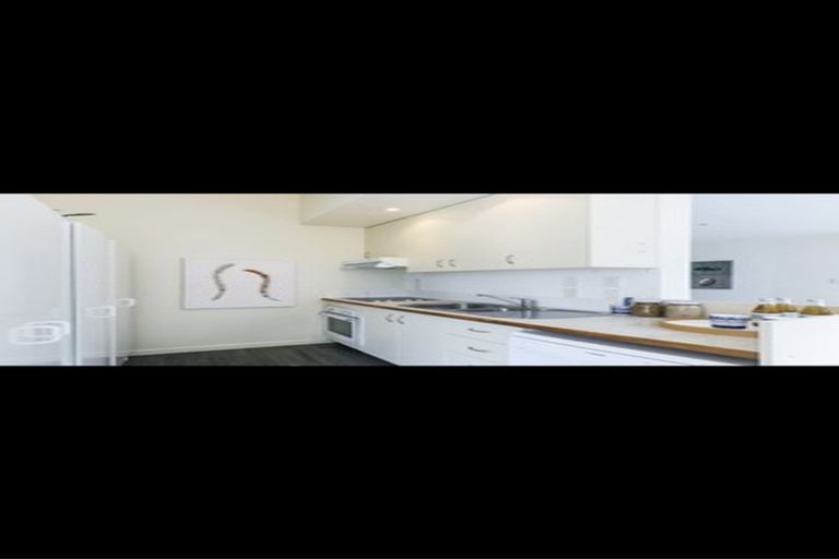 Photo of property in Hopper Street Apartments, 2/20 Hopper Street, Mount Cook, Wellington, 6011