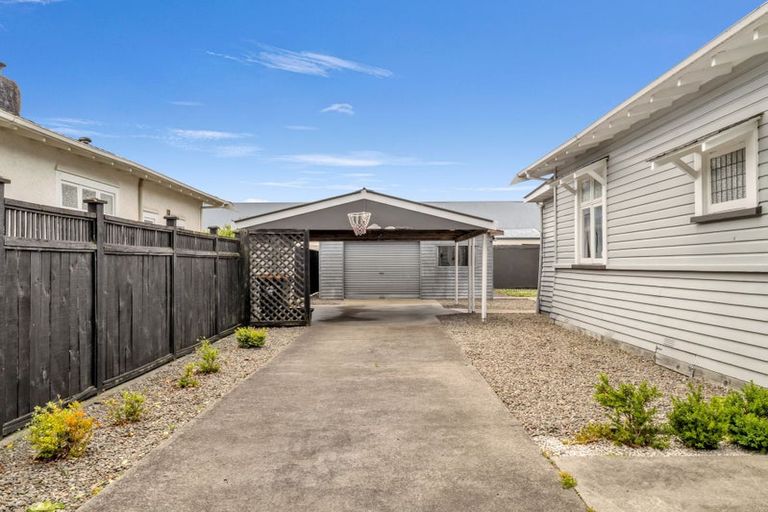 Photo of property in 23 South Street, West End, Palmerston North, 4410