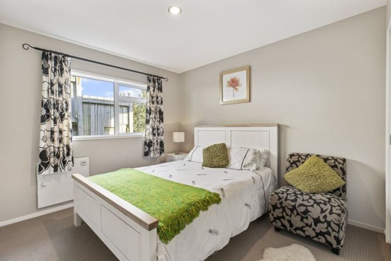 Photo of property in 23 Kestrel Avenue, Welcome Bay, Tauranga, 3112