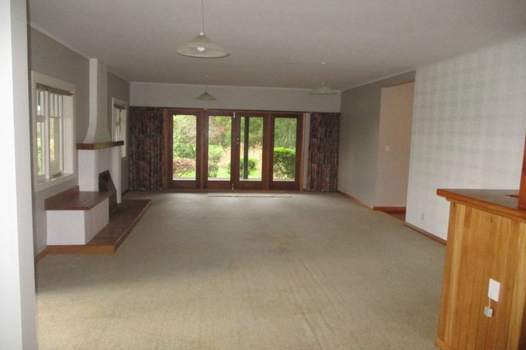 Photo of property in 32 Mcdonald Road, Levin, 5571
