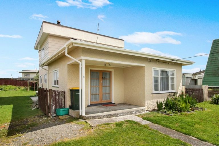 Photo of property in 8 Shortt Street, Foxton Beach, Foxton, 4815