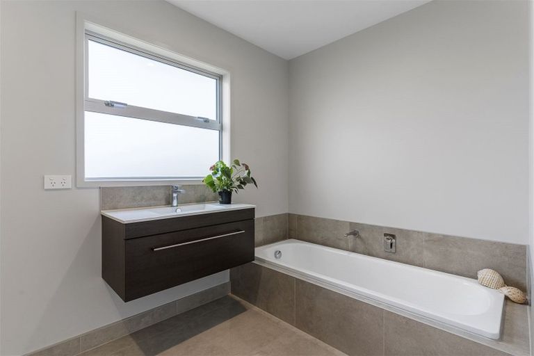 Photo of property in 6 Jenkinson Street, Waihi Beach, 3611