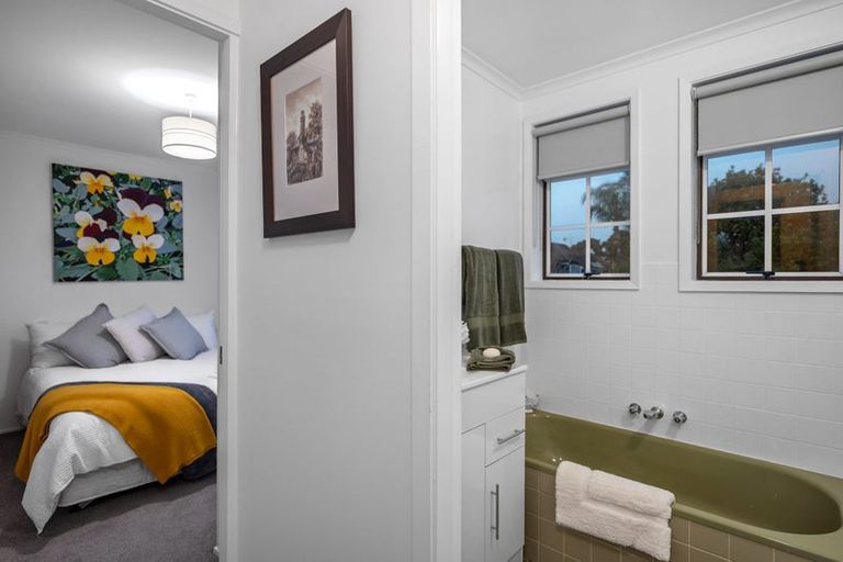 Photo of property in 3/4 Frater Avenue, Milford, Auckland, 0620