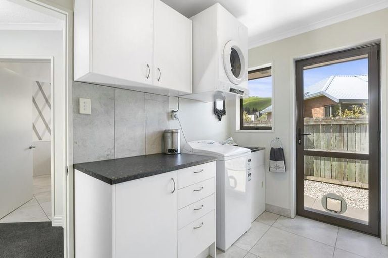 Photo of property in 33 Woodland Avenue, Mosgiel, 9024