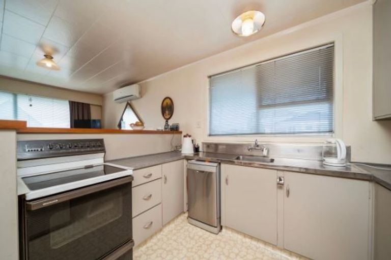 Photo of property in 202 Carrington Street, Vogeltown, New Plymouth, 4310