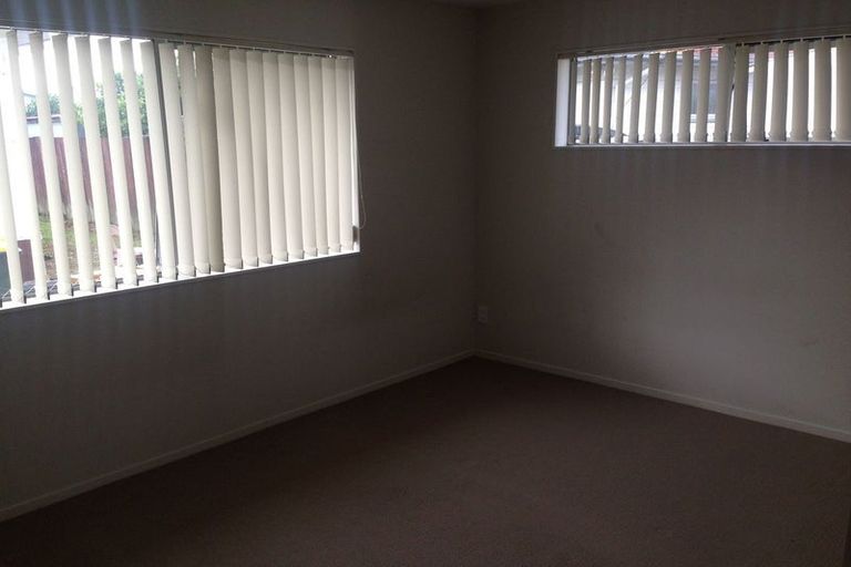 Photo of property in 36 Sharland Avenue, Manurewa, Auckland, 2102