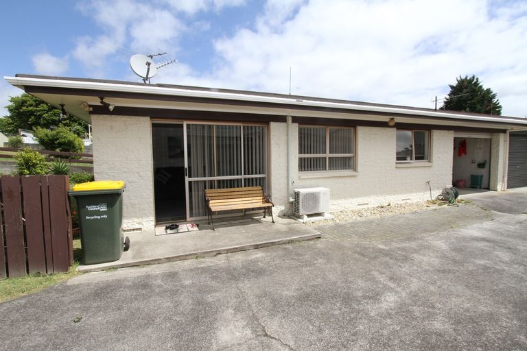 Photo of property in 1/10 Dublin Street, Pukekohe, 2120