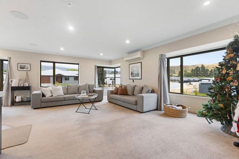 Photo of property in 2 Elizabeth Place, Clyde, 9330