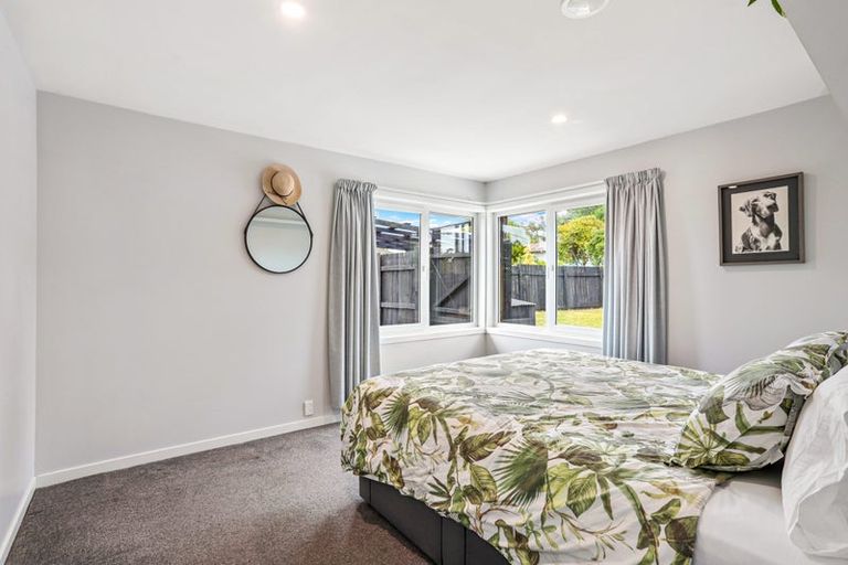 Photo of property in 43 Mcclintock Road, Massey, Auckland, 0614