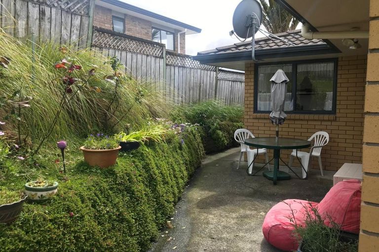 Photo of property in 26 Cabeleigh Drive, Helensville, 0800