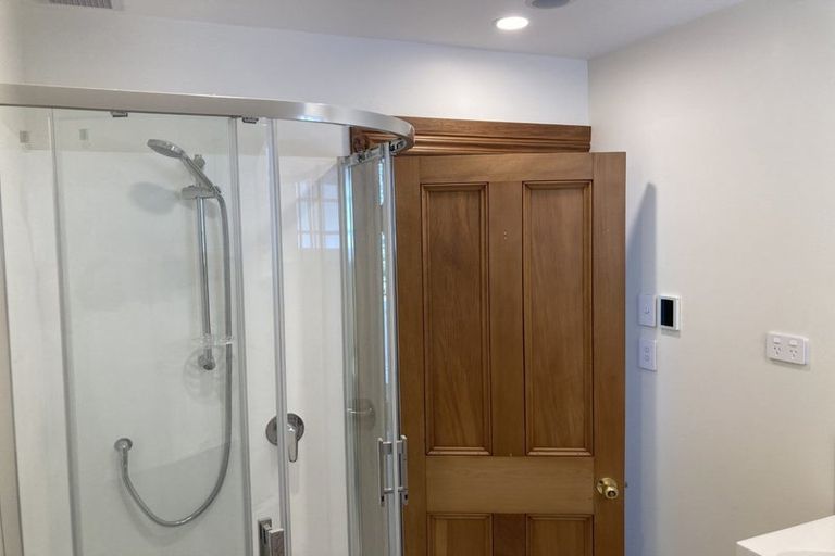 Photo of property in 49 Devon Street, Aro Valley, Wellington, 6021