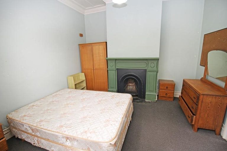 Photo of property in 824 Cumberland Street, North Dunedin, Dunedin, 9016