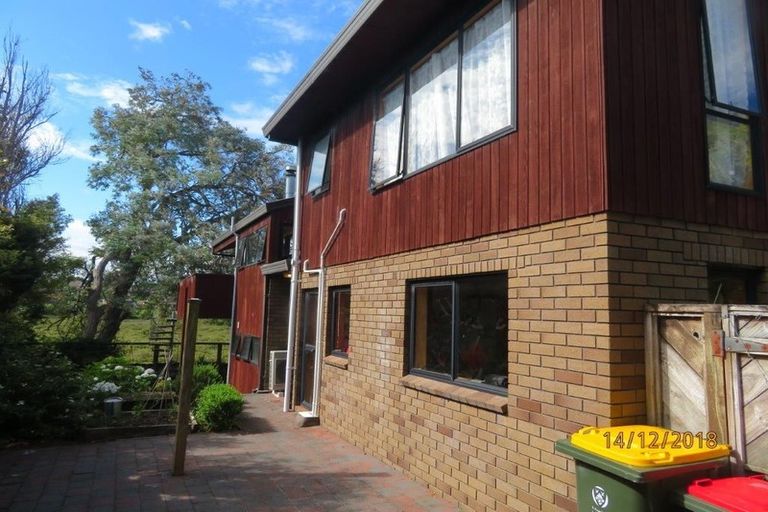 Photo of property in 40c Curacao Place, Half Moon Bay, Auckland, 2012