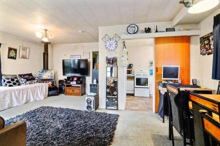 Photo of property in 20 Robinson Avenue, Holdens Bay, Rotorua, 3010