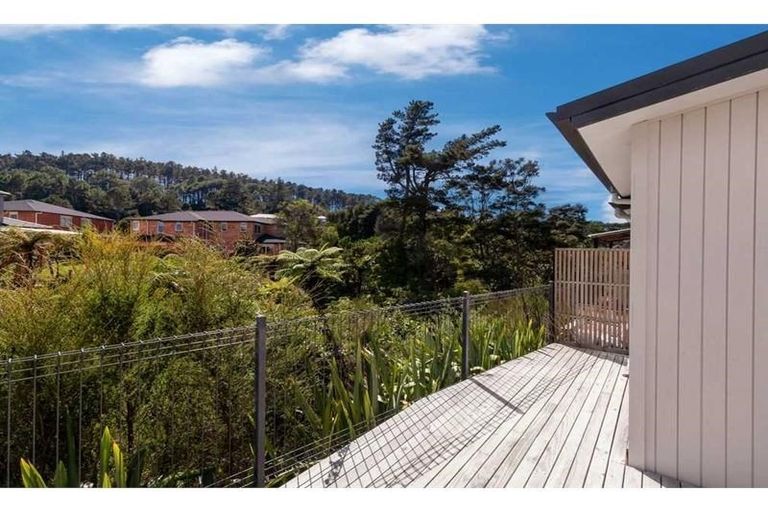 Photo of property in 50 Makamaka Lane, Albany Heights, Auckland, 0632