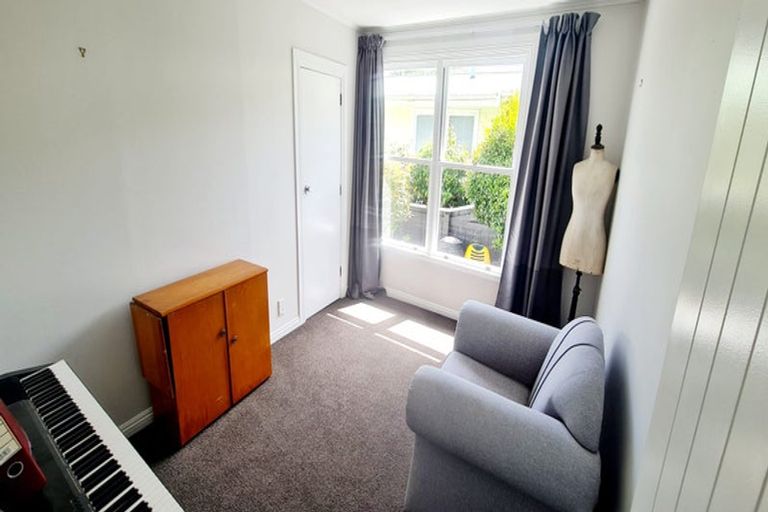 Photo of property in 32 Rimutaka Street, Trentham, Upper Hutt, 5018