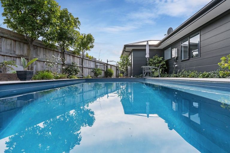 Photo of property in 38 Pakanga Grove, Pyes Pa, Tauranga, 3112