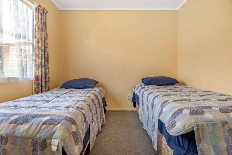 Photo of property in 15a Wingrove Road, Owhata, Rotorua, 3010