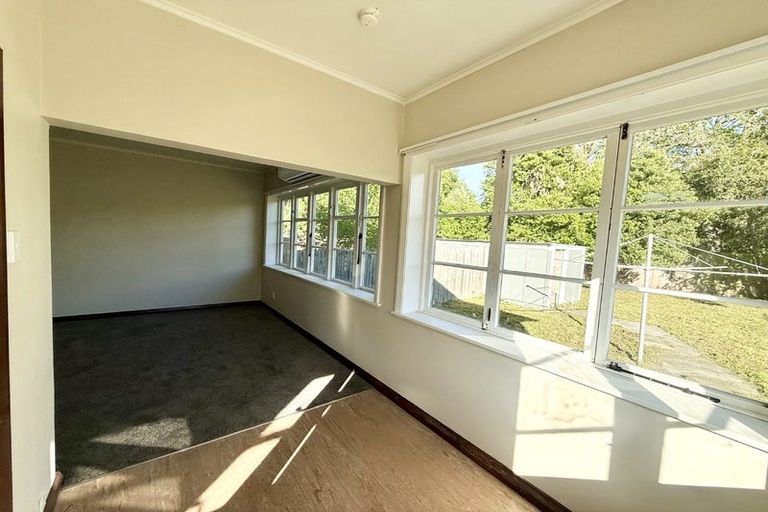 Photo of property in 73 Ford Road, Opawa, Christchurch, 8023