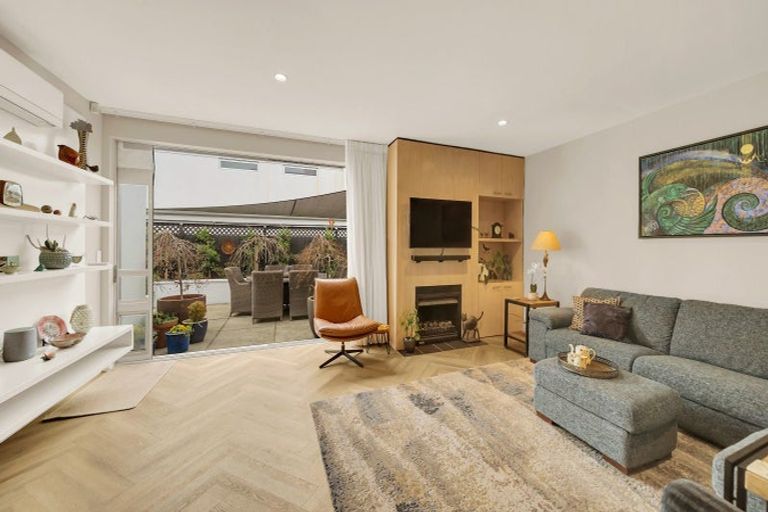 Photo of property in 18b Onslow Street, St Albans, Christchurch, 8014