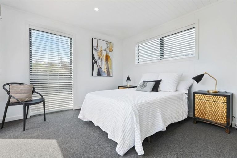 Photo of property in 61 Wakefield Avenue, Sumner, Christchurch, 8081