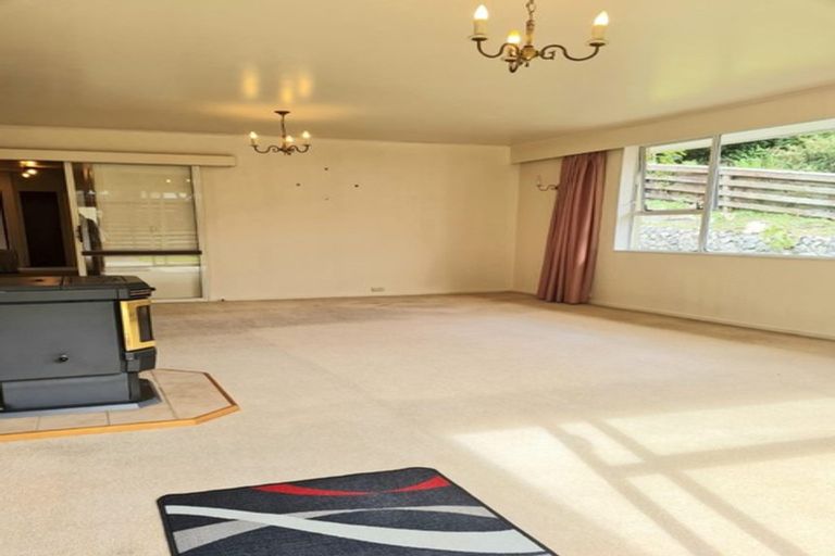 Photo of property in 27 Cortina Avenue, Johnsonville, Wellington, 6037