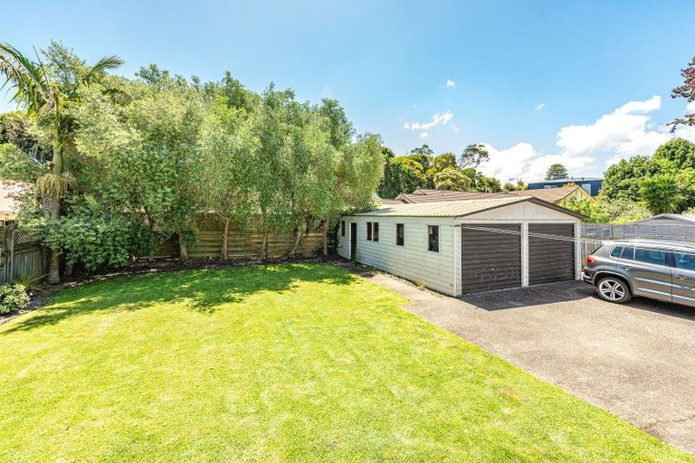 Photo of property in 8 Saint Leonard Street, Saint Johns Hill, Whanganui, 4501