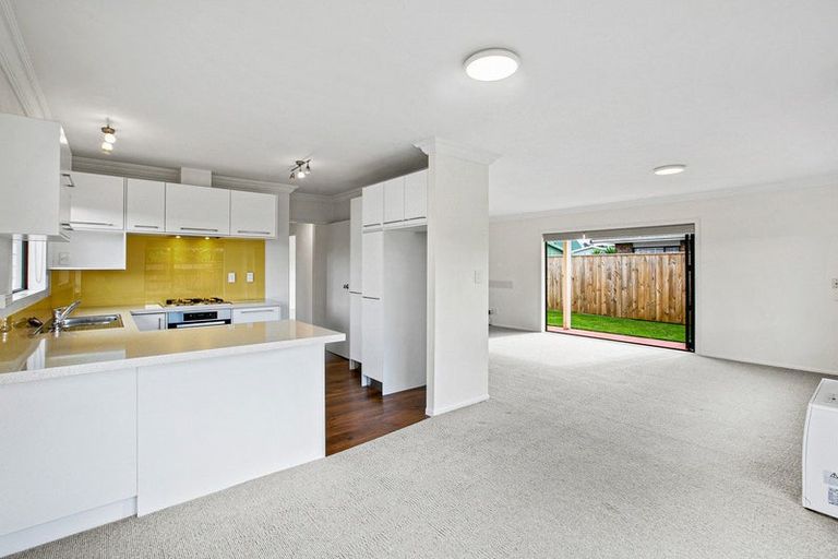 Photo of property in 50 Barrett Road, Whalers Gate, New Plymouth, 4310