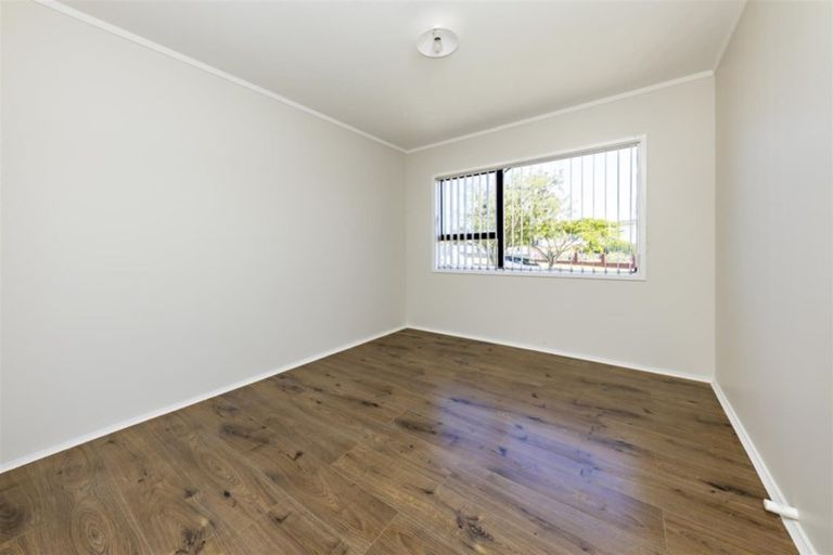 Photo of property in 3 Topaz Place, Wiri, Auckland, 2104
