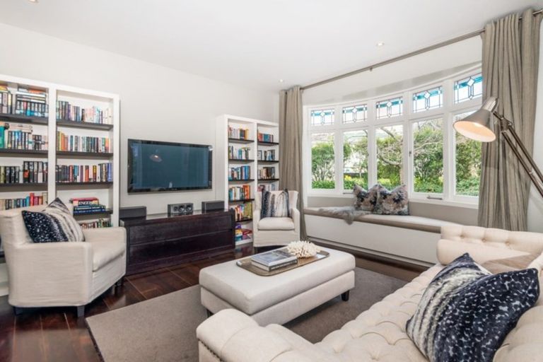 Photo of property in 30 Vine Street, Saint Marys Bay, Auckland, 1011