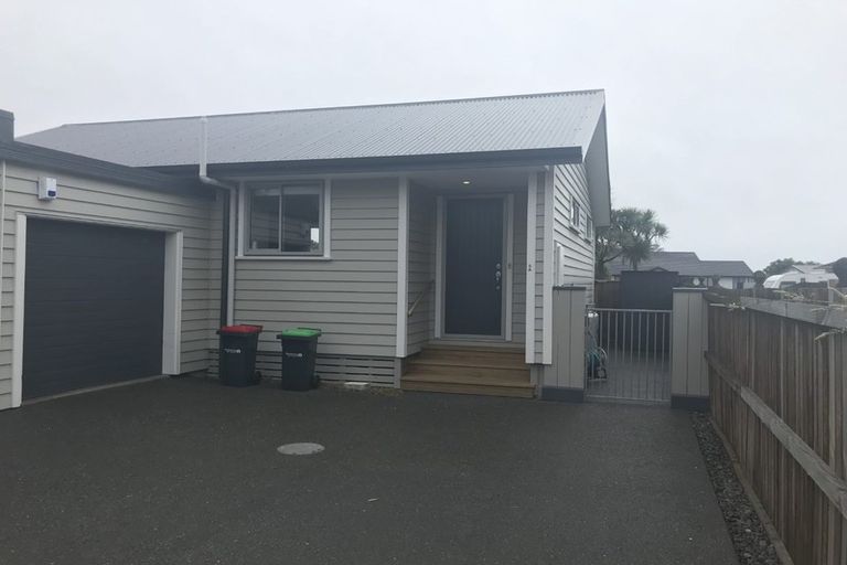 Photo of property in 1/5 Florance Place, Parklands, Christchurch, 8083
