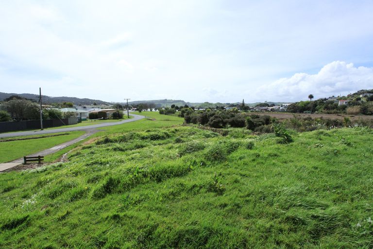 Photo of property in 9 John Street, Raglan, 3225