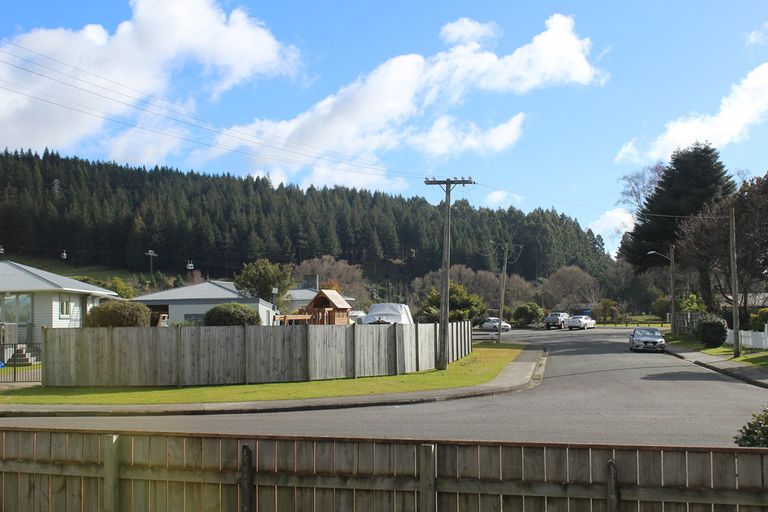 Photo of property in 8 Kea Street, Selwyn Heights, Rotorua, 3015