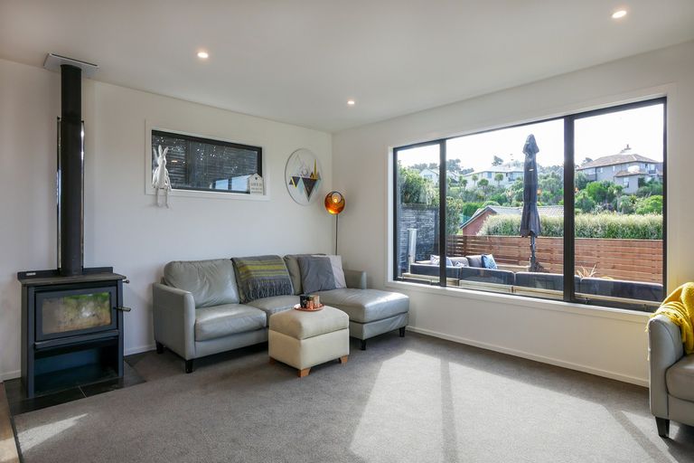 Photo of property in 111g Cliffs Road, Saint Clair, Dunedin, 9012